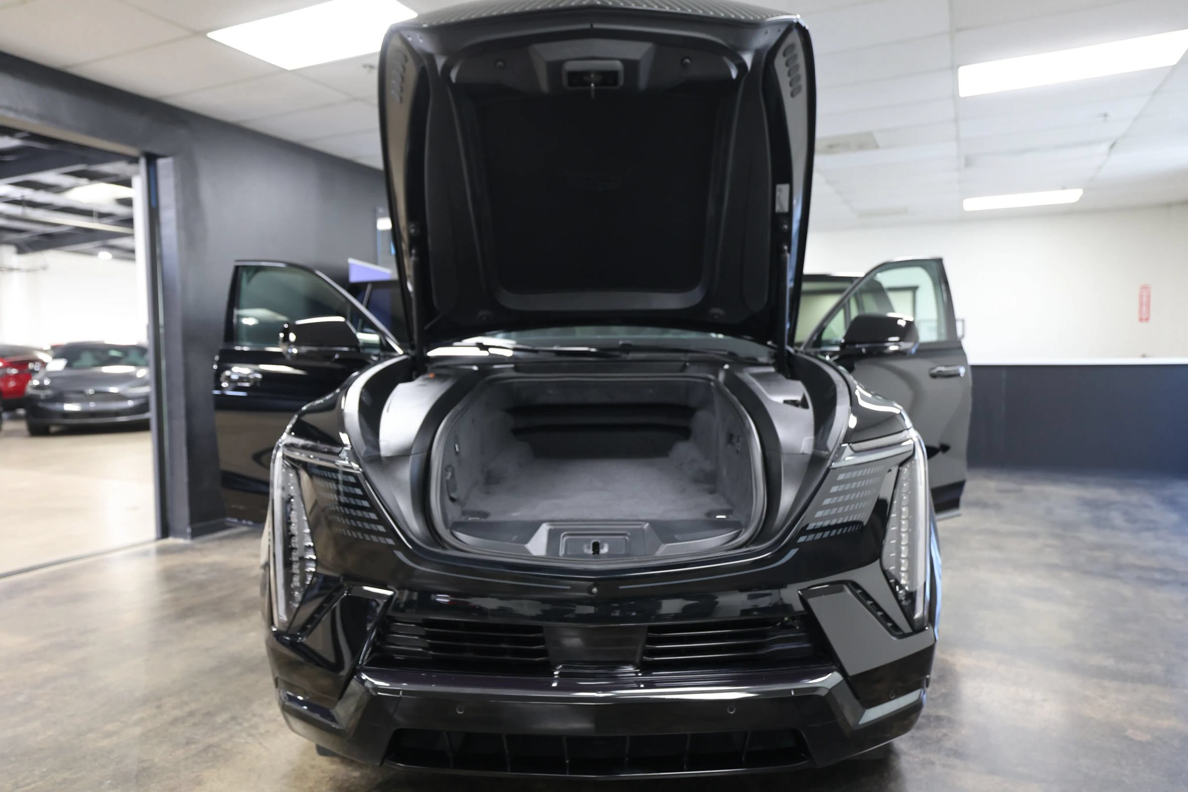 Used 2025 Cadillac Escalade IQ Sport 2 AWD/4WD image 77