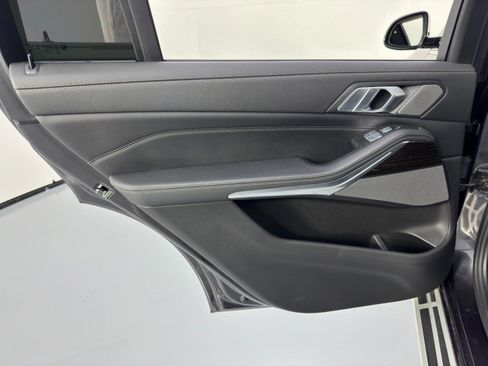 Used 2019 BMW X7 xDrive40i w/ Premium Package image 47