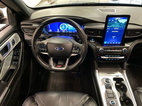 Used 2020 Ford Explorer ST w/ ST High-Performance Pack image 13