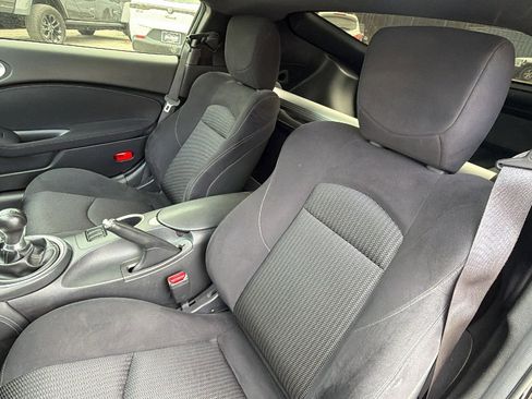 Used 2017 Nissan 370Z Coupe image 17