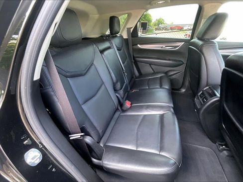 Used 2018 Cadillac XT5 Luxury w/ LPO, Wheel Lock Package FWD image 24