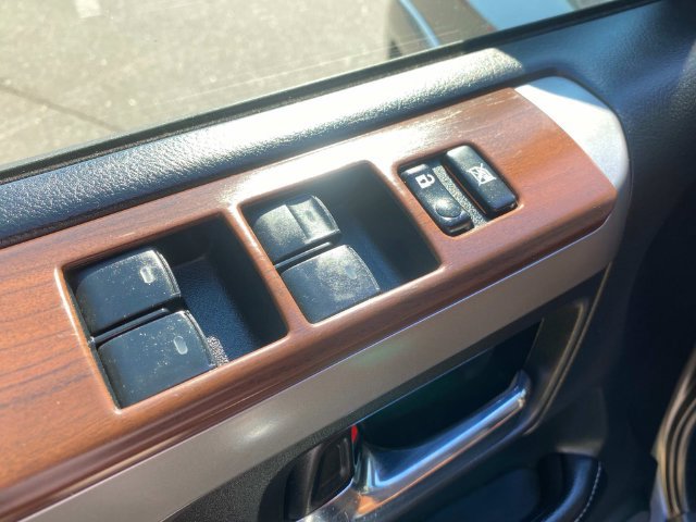 Used 2016 Toyota 4Runner SR5 RWD image 13