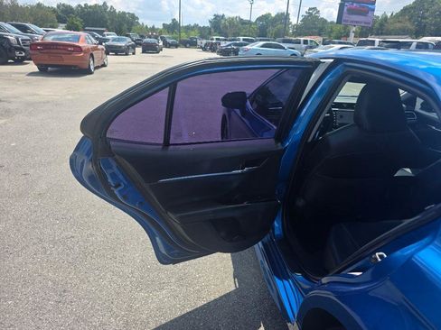 Used 2018 Toyota Camry SE w/ Audio Package FWD image 9