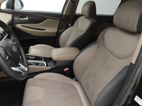 Used 2019 Hyundai Santa Fe SE FWD image 17