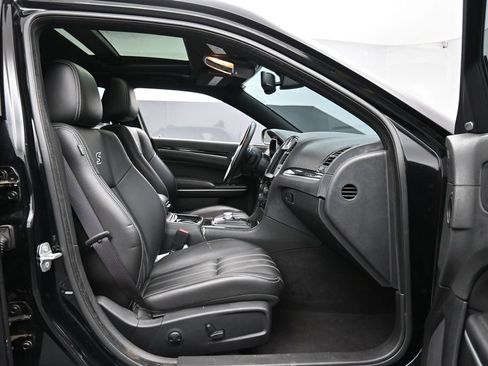 Used 2022 Chrysler 300 S RWD image 27
