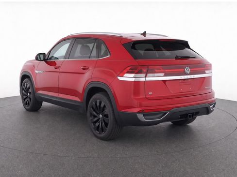 Certified 2024 Volkswagen Atlas Cross Sport SE AWD/4WD image 9