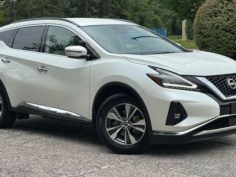 Used 2024 Nissan Murano SV AWD/4WD image 1