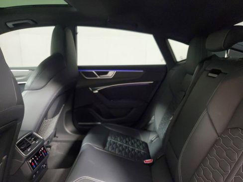 Used 2024 Audi RS 7 Performance image 11