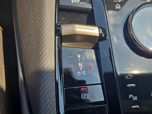 Used 2025 BMW X3 xDrive30i w/ Premium Package image 7