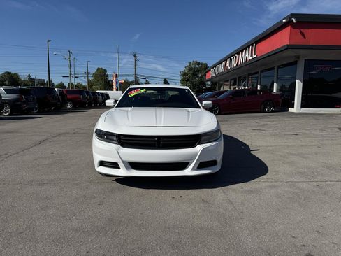 Used 2021 Dodge Charger SXT w/ Leather Interior Group RWD image 8