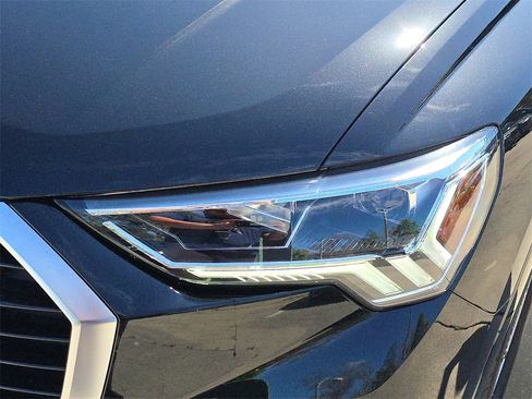 Certified 2021 Audi Q3 2.0T Premium Plus w/ Premium Plus Package image 32