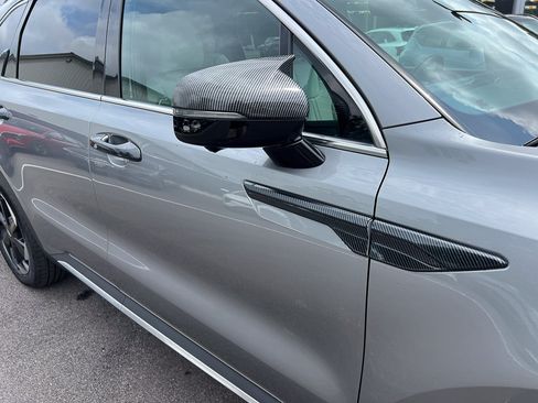 Used 2025 Kia Sorento SX Prestige AWD/4WD image 16