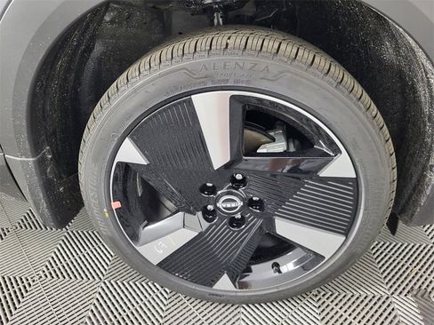 New 2026 Nissan Kicks SR w/ SR Premium Package image 15