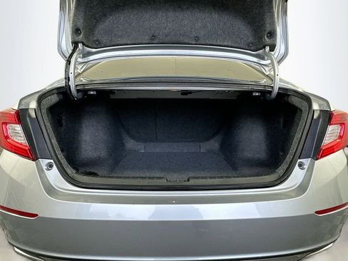 Used 2019 Honda Accord EX image 27