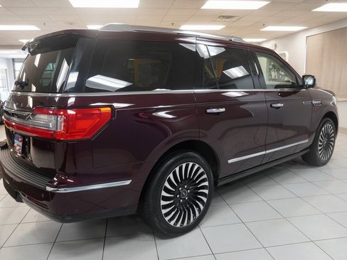 Used 2018 Lincoln Navigator Black Label image 14