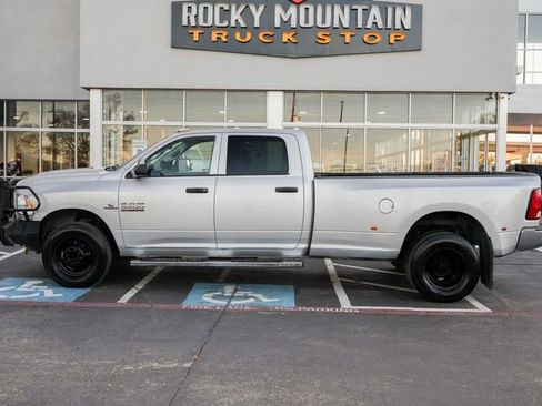 Used 2018 RAM 3500 Tradesman w/ Chrome Appearance Group image 9