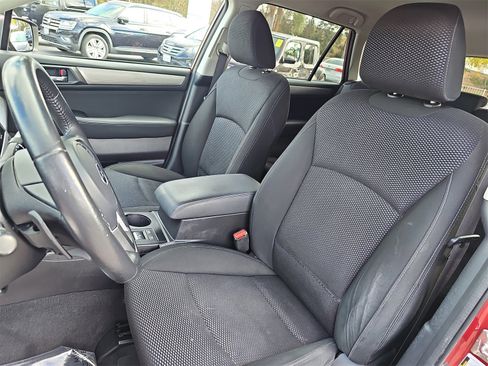 Used 2017 Subaru Outback 2.5i Premium image 15