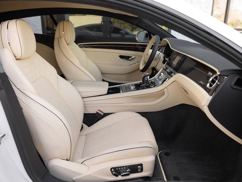 Used 2024 Bentley Continental GT Speed image 21