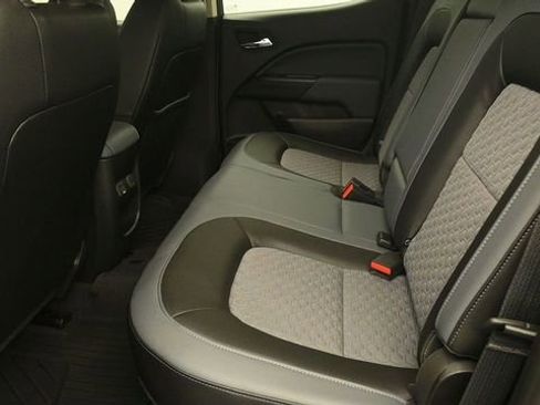 Used 2020 Chevrolet Colorado Z71 AWD/4WD image 11