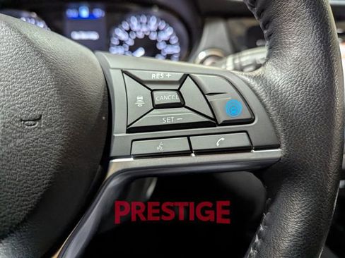 Used 2022 Nissan Rogue Sport SL image 16