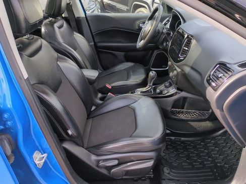 Certified 2021 Jeep Compass Latitude w/ Sun and Sound Group image 28