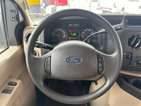 Used 2016 Ford E-450 and Econoline 450 Super Duty w/ Motorhome Prep Package image 10