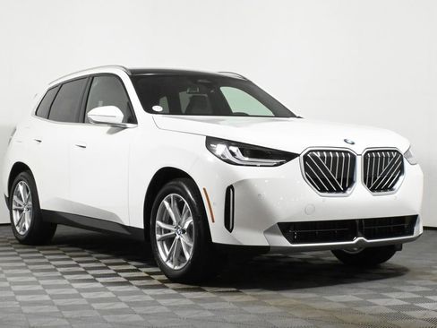 Used 2025 BMW X3 xDrive30i w/ Convenience Package image 9