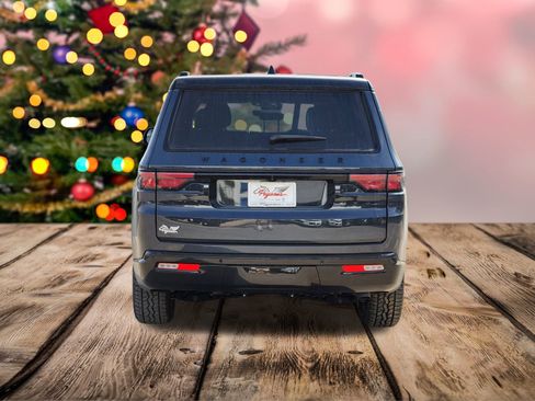 New 2025 Jeep Wagoneer Series II image 8