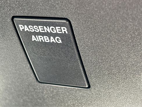 Used 2016 Ford Mustang GT image 21