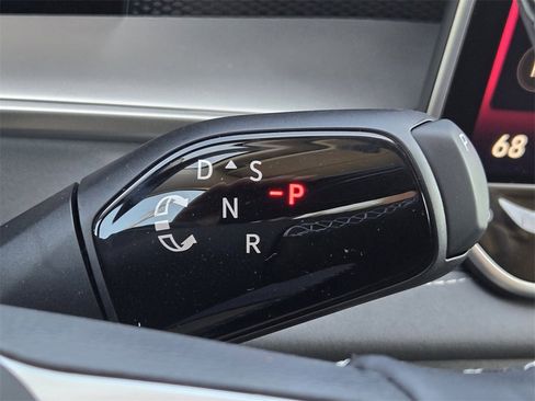 New 2026 Volkswagen Tiguan SE image 17