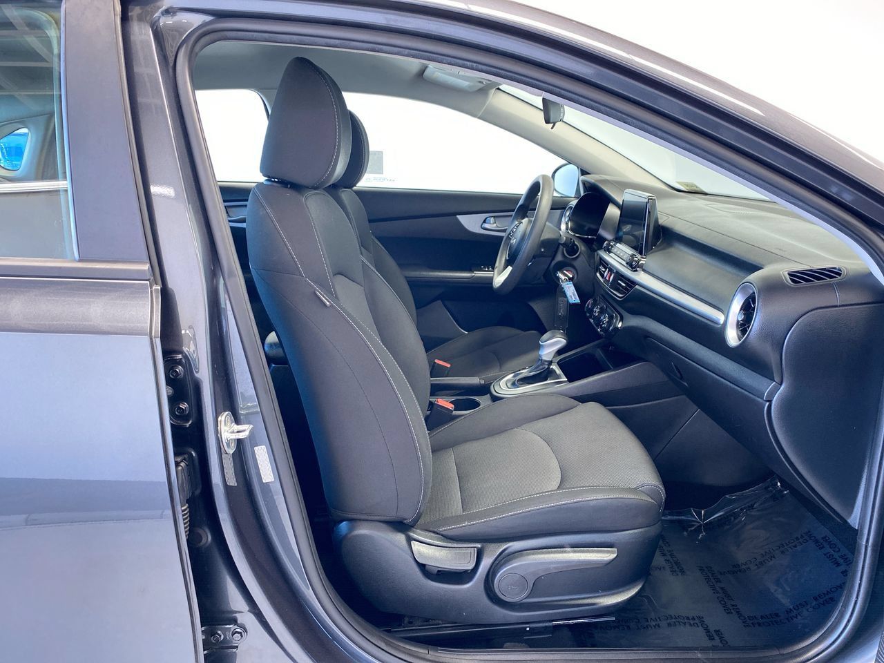 Certified 2023 Kia Forte LX FWD image 28