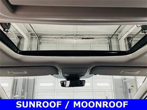 New 2026 Honda Odyssey Elite image 9