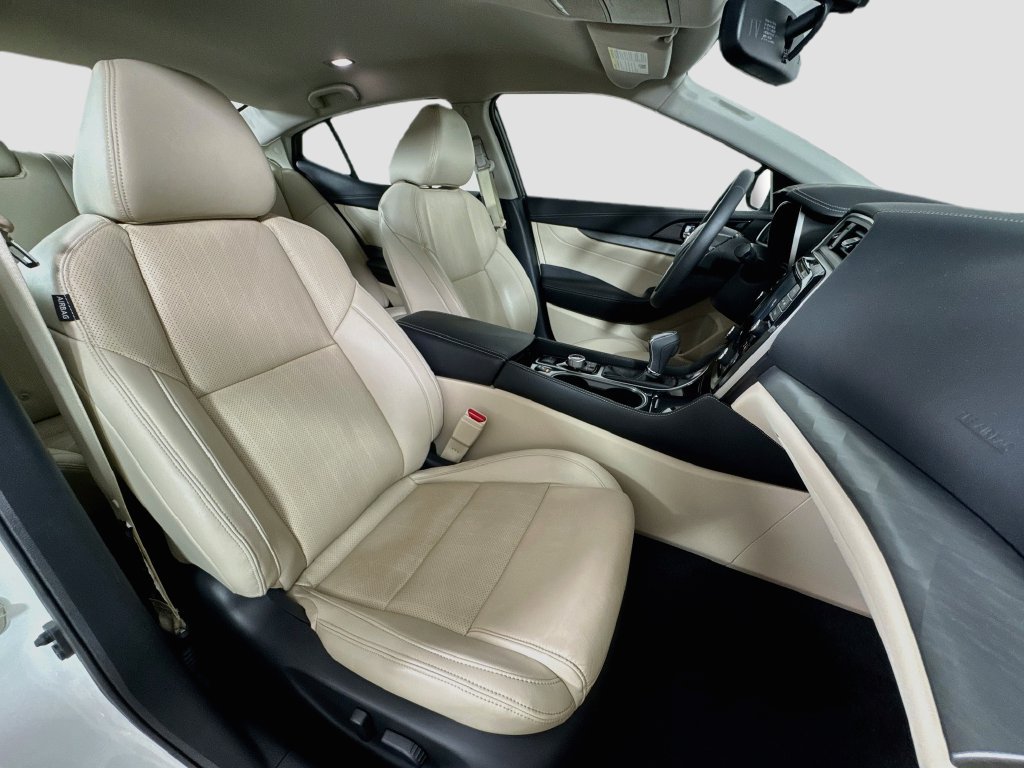 Used 2016 Nissan Maxima 3.5 SV FWD image 29