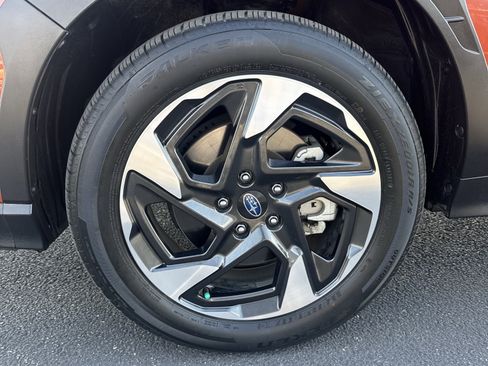 Used 2024 Subaru Crosstrek 2.5i Limited w/ Crosstrek Mirror Package image 30