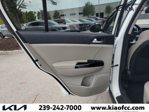 Used 2020 Kia Sportage EX FWD image 15