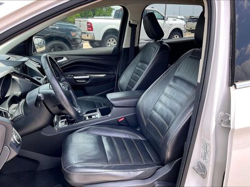 Used 2018 Ford Escape SEL w/ Ford Safe & Smart Package FWD image 18