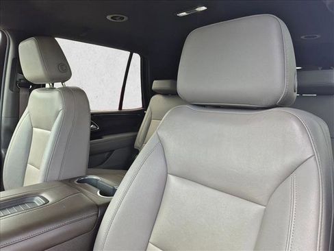 Used 2024 Chevrolet Tahoe LT RWD image 9