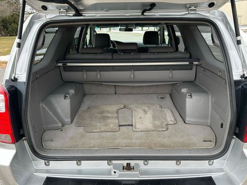 Used 2006 Toyota 4Runner SR5 image 19