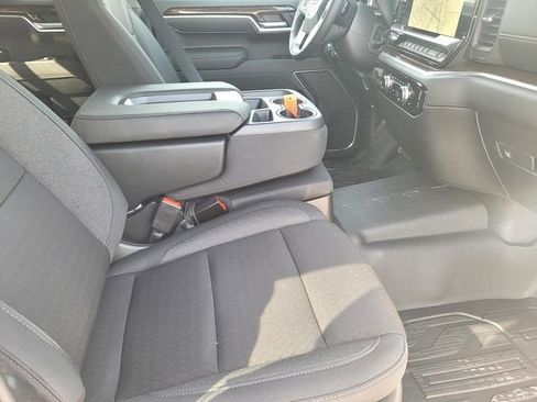 New 2026 GMC Sierra 1500 SLE AWD/4WD image 12