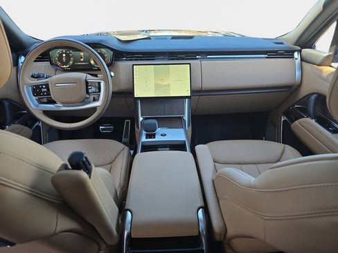 New 2026 Land Rover Range Rover Long Wheelbase Autobiography image 9