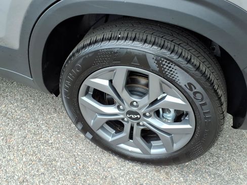 Used 2026 Kia Seltos LX AWD/4WD image 11