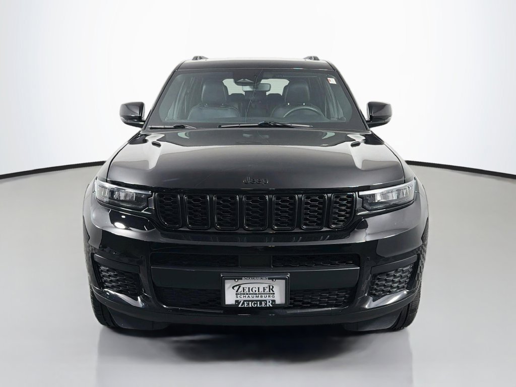 Used 2023 Jeep Grand Cherokee L Laredo AWD/4WD image 2