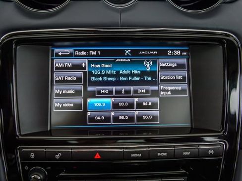 Used 2015 Jaguar XJ L Portfolio image 21