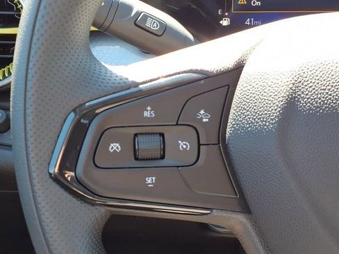 New 2026 Chevrolet Trax LT image 14