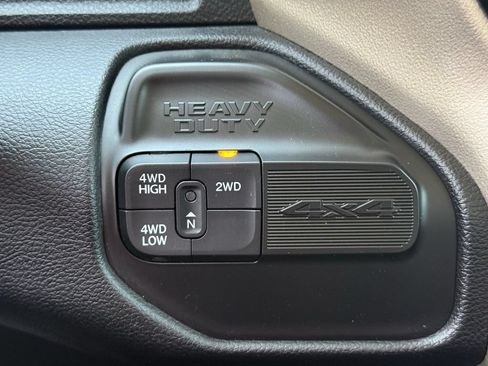 Used 2024 RAM 2500 Laramie w/ Safety Group AWD/4WD image 19