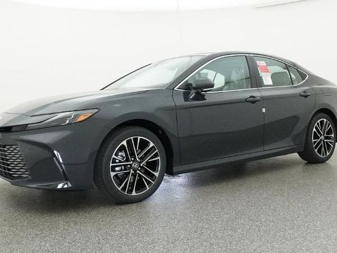 New 2026 Toyota Camry XLE AWD/4WD image 10