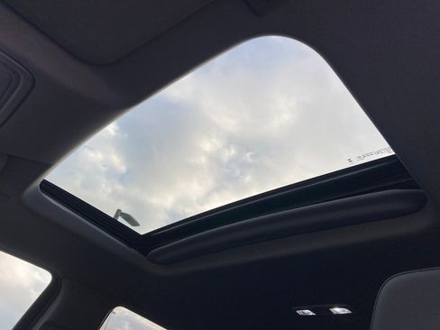 Used 2025 Chevrolet Silverado 1500 LT Trail Boss w/ Convenience Package II image 13