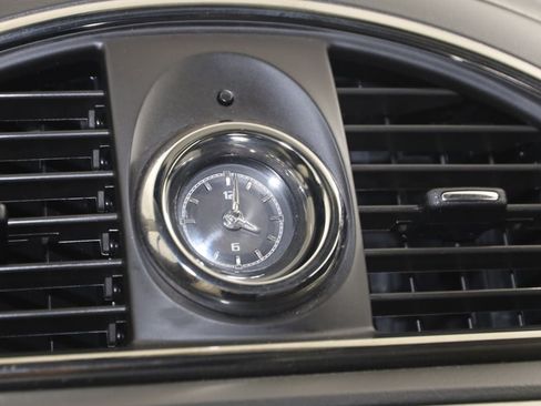 Used 2017 Buick Enclave Leather FWD image 29