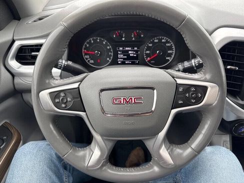 Used 2019 GMC Acadia SLE image 29