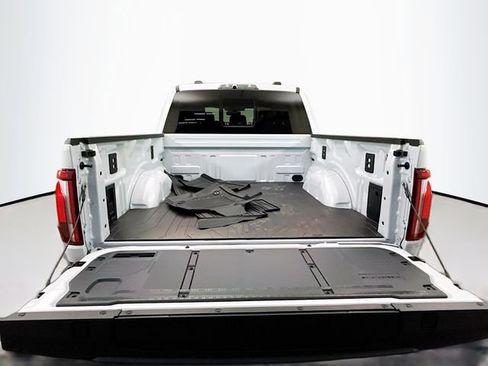 Used 2025 Ford F150 Raptor image 28